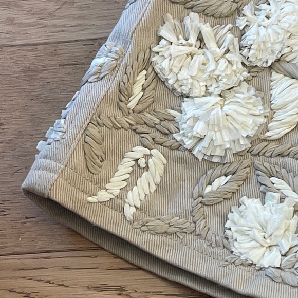 CULT GAIA  MSRP $850  Kian shorts Embroidered Floral Beige Women's Shorts - Picture 8 of 13